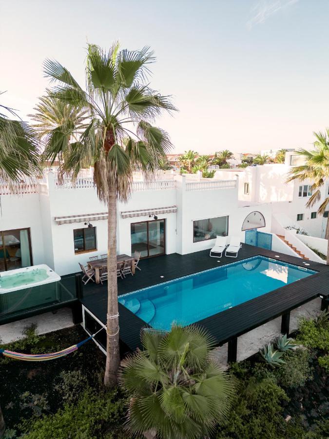 Villa Los Flamencos By Veaco- Beachfront & Pool Κοραλέχο Εξωτερικό φωτογραφία